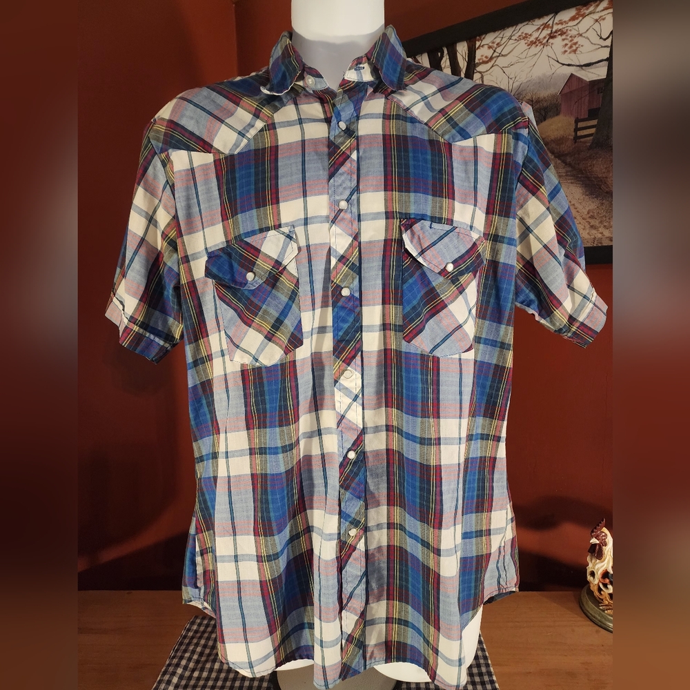 Open Trails Short Sleeve Casual Shirt with Pearl Snap Buttons Size Large